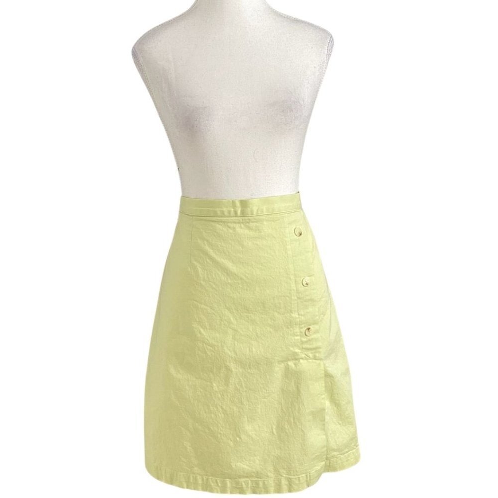 LACOSTE PASTEL LIME GREEN BUTTON FRONT MINI COTTON SKIRT - XL